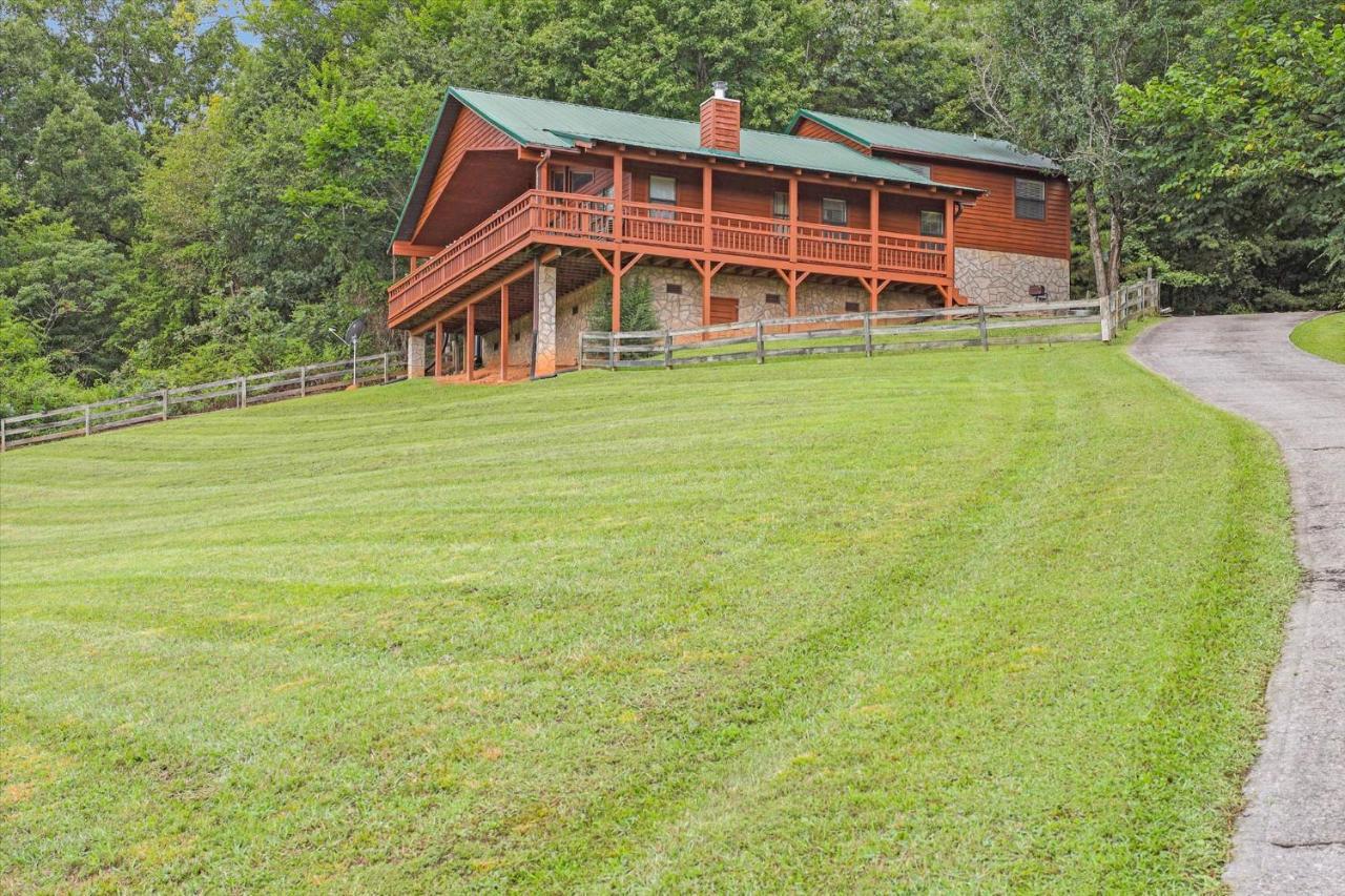 A Walk In The Clouds Villa Pigeon Forge Bagian luar foto